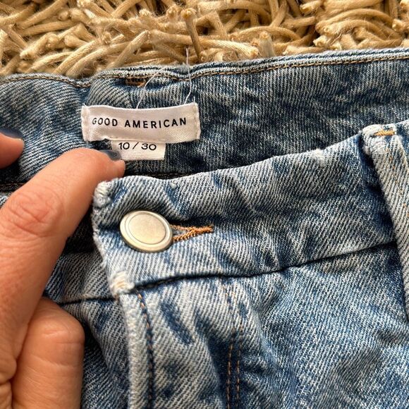 Good American Good Classic Distressed Hi-Rise Jeans GC062T Size 10/30 - Picture 8 of 14